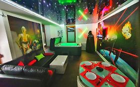 Galaxy Spa-4 Pers-Jacuzzi-Insolite-Parking-Jardin-Clim-Colmar